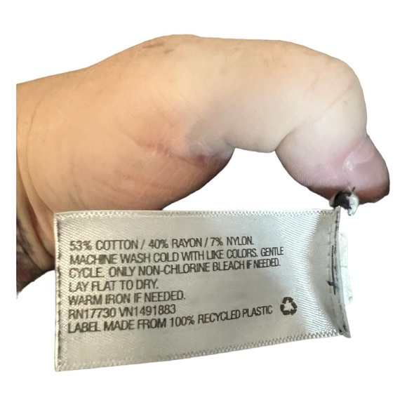 A Merona crew neck sweater in XXL - Picture 4 of 6